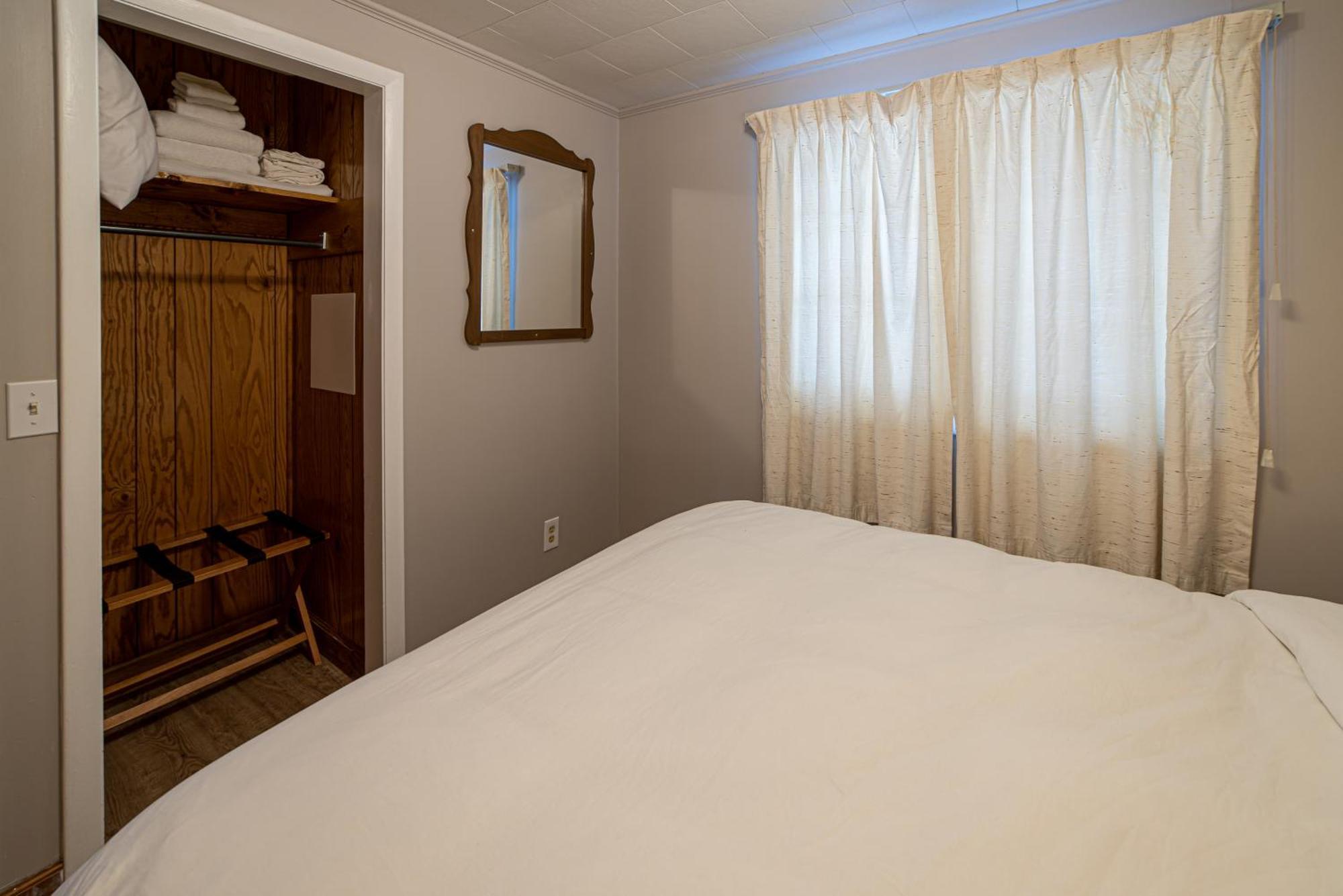 Star Gate Motel Indian River Room photo